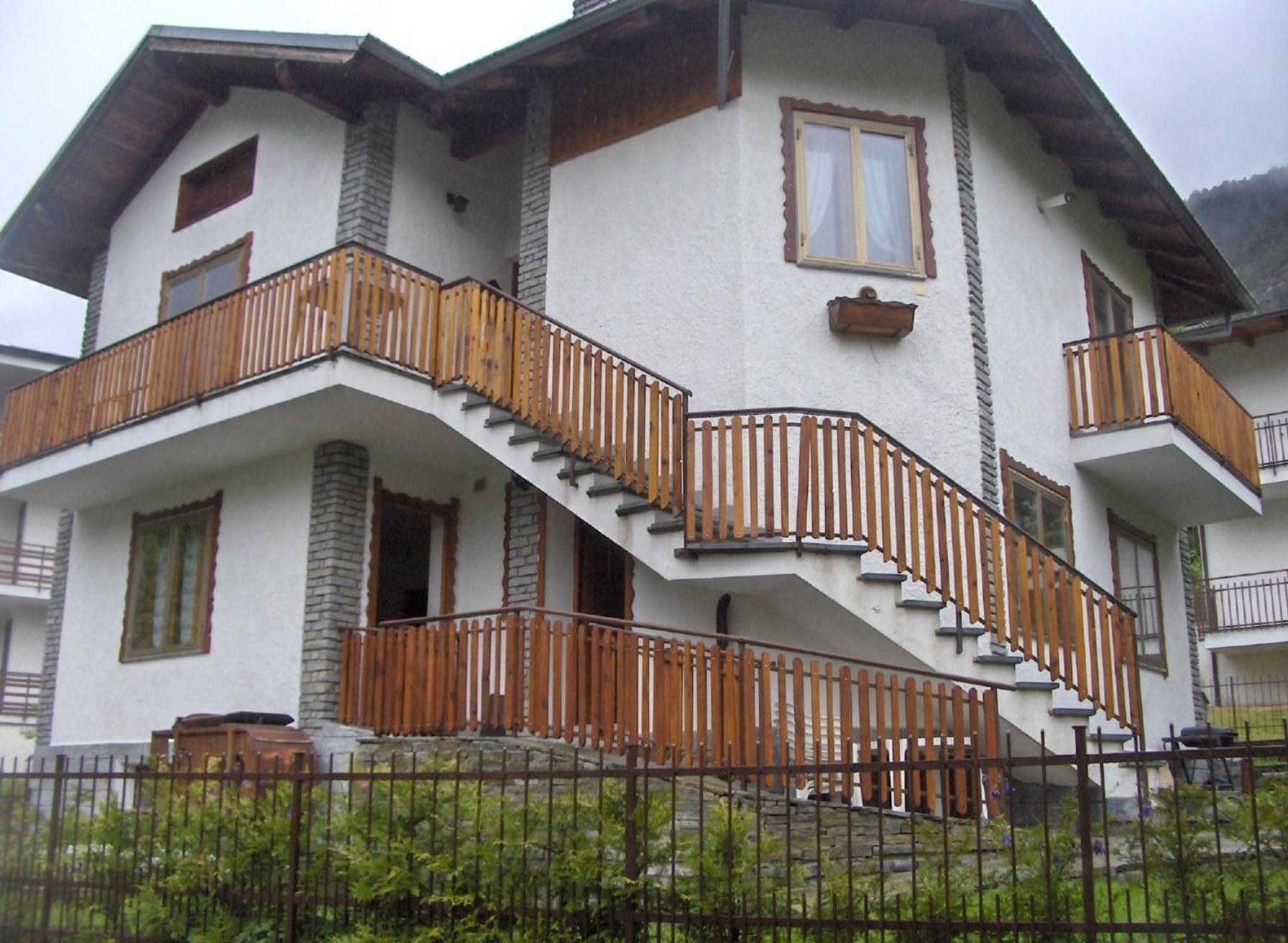 Апарт отель Residenza La Ruina Фенестрелле Экстерьер фото